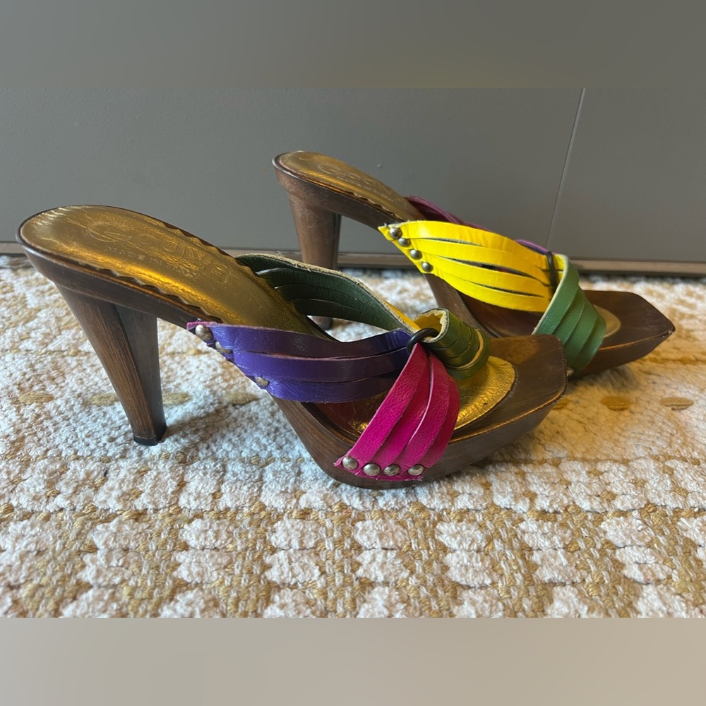 Godiva Made in Italy High Heels Women Sandals Size 7